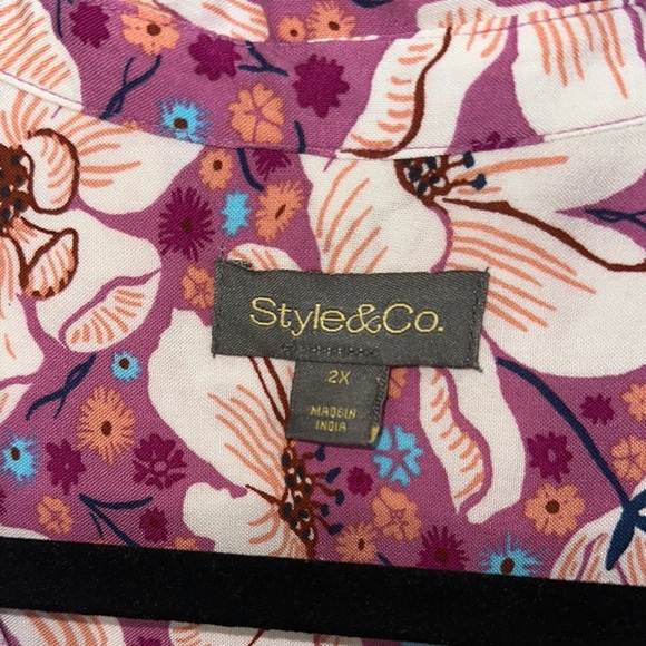 Floral Purple Women's‎ Top - Picture 3 of 6